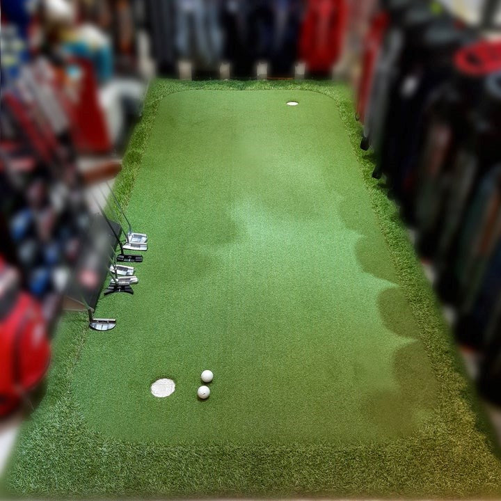 Spider - Portable Golf Putting Green 5' X 12'